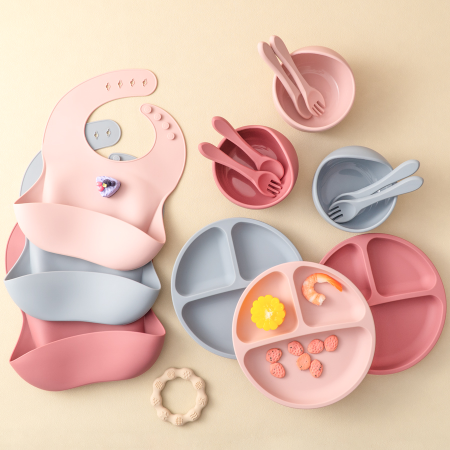 5Pcs Baby Silicone Feeding Set - Baby Food Kit のレビューと価格