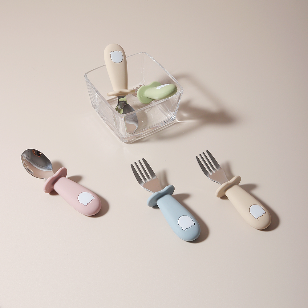 Baby panda shape silicone spoo - Baby Food Lunch のレビューと価格